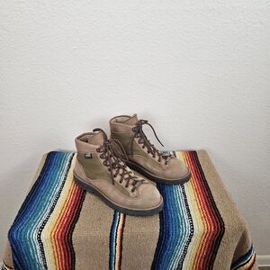 Womens Danner Light II Hiking Boots Size 9.5